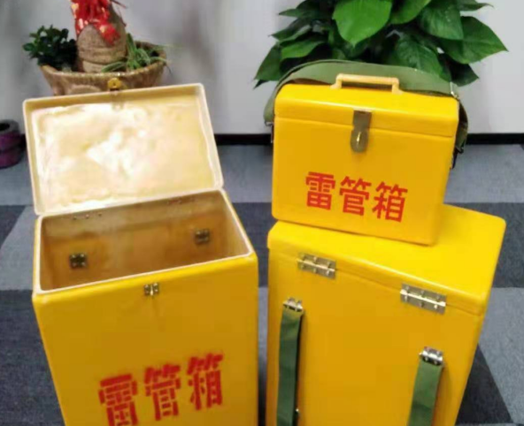 三原玻璃钢雷管箱有哪些特点