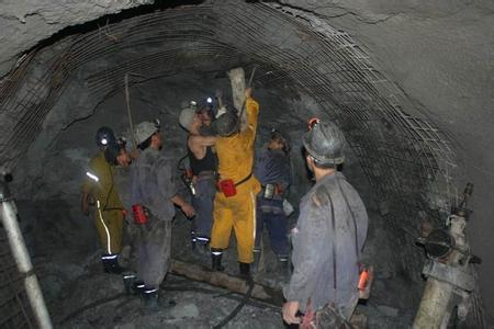 三原工程爆破中的危险因素分析以及应对工程爆破危险的措施